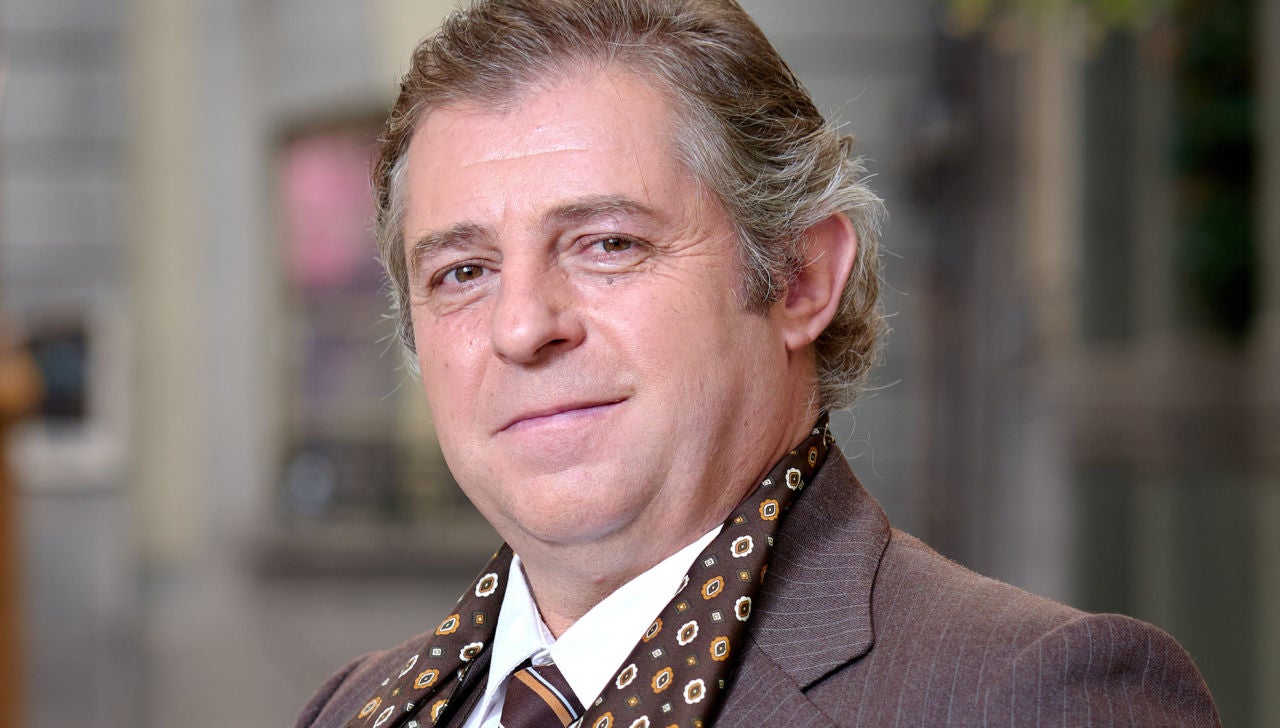 Sebas Fernández es Sebas en 'Amar es para siempre' Sebas Fernández es Sebas en 'Amar es para siempre'