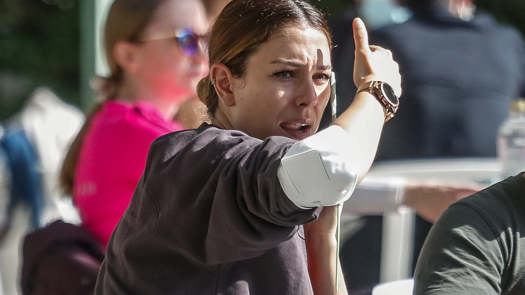 Blanca Suárez durante su quedada con amigos Blanca Suárez durante su quedada con amigos