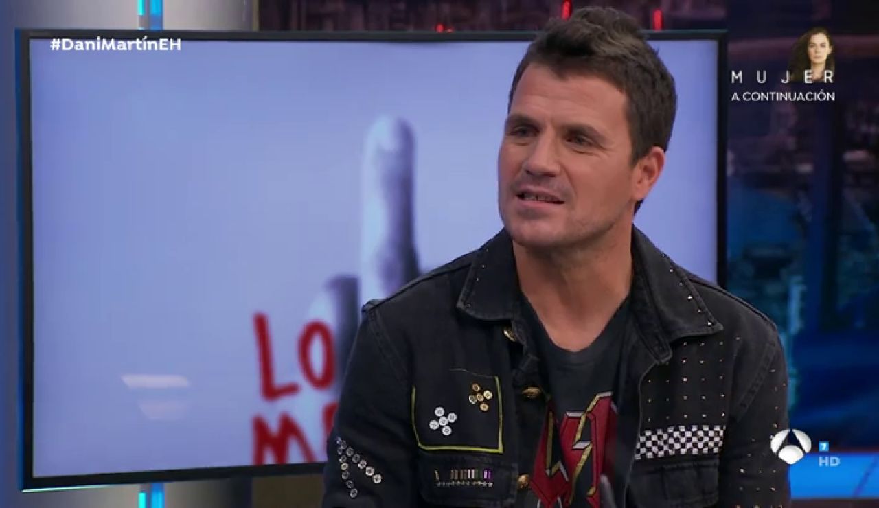 Dani Martín explica en 'El Hormiguero 3.0' el motivo por el que su nuevo disco incluye un preservativo Dani Martín explica en 'El Hormiguero 3.0' el motivo por el que su nuevo disco incluye un preservativo