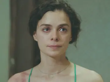Avance de ‘Mujer’: La enfermedad de Bahar empeora mientras Hatice busca el ‘milagro’ que salve su vida Avance de ‘Mujer’: La enfermedad de Bahar empeora mientras Hatice busca el ‘milagro’ que salve su vida