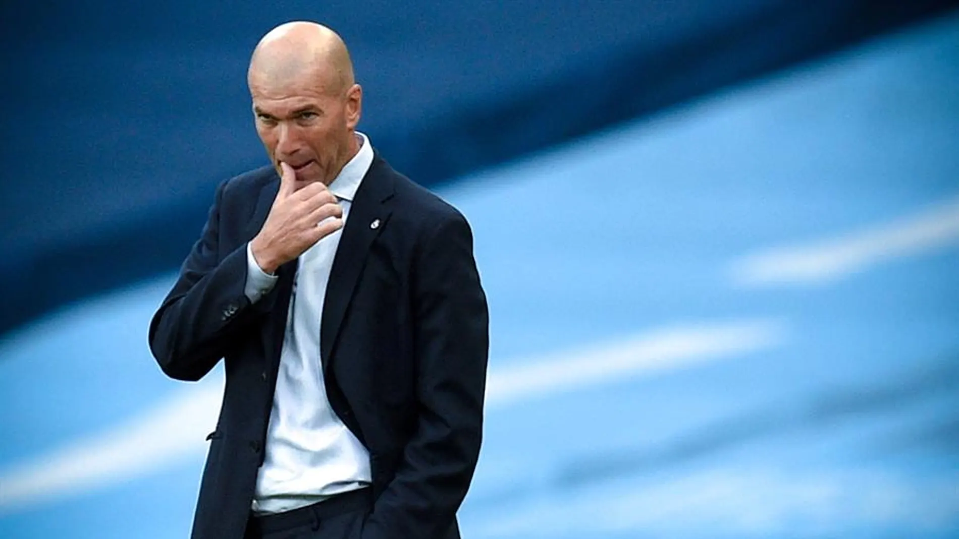 Zidane: "Todos nos merecemos la crítica, yo el primero" Zidane: "Todos nos merecemos la crítica, yo el primero"