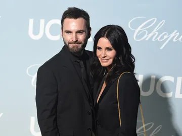 Courteney Cox y su novio Johnny McDaid Courteney Cox y su novio Johnny McDaid
