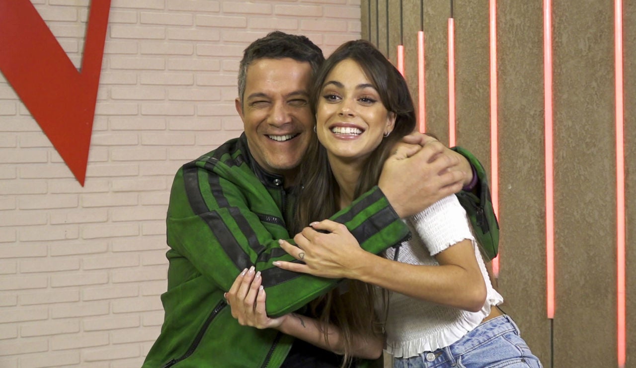 Alejandro Sanz y Tini, complicidad y humor antes de los Asaltos de ‘La Voz’: “Intentaremos que pase el mejor de cada grupo” Alejandro Sanz y Tini, complicidad y humor antes de los Asaltos de ‘La Voz’: “Intentaremos que pase el mejor de cada grupo”