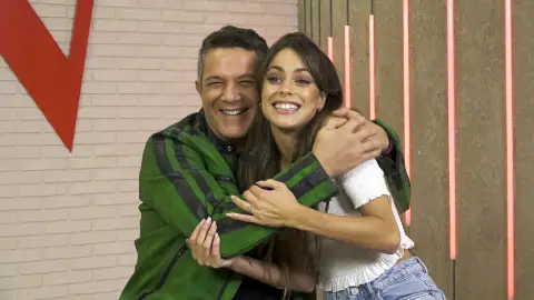 Alejandro Sanz y Tini, complicidad y humor antes de los Asaltos de ‘La Voz’: “Intentaremos que pase el mejor de cada grupo” Alejandro Sanz y Tini, complicidad y humor antes de los Asaltos de ‘La Voz’: “Intentaremos que pase el mejor de cada grupo”