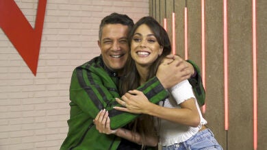 Alejandro Sanz y Tini, complicidad y humor antes de los Asaltos de ‘La Voz’: “Intentaremos que pase el mejor de cada grupo”