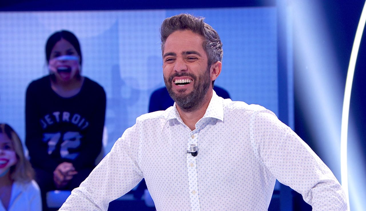 Roberto Leal se viene arriba después de que el ‘Pasapalabra’ uruguayo se colase en el programa: “¡Un abrazo para ‘el Piñe’, un día nos cambiamos! Roberto Leal se viene arriba después de que el ‘Pasapalabra’ uruguayo se colase en el programa: “¡Un abrazo para ‘el Piñe’, un día nos cambiamos!