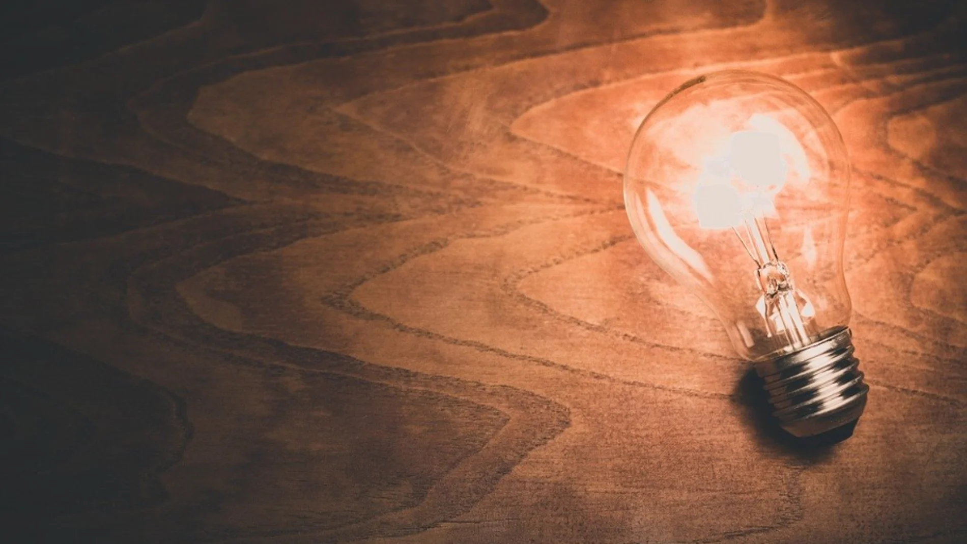 Día Mundial del ahorro de energía 2020: 8 gestos que te harán ahorrar energía en casa y en el trabajo Día Mundial del ahorro de energía 2020: 8 gestos que te harán ahorrar energía en casa y en el trabajo