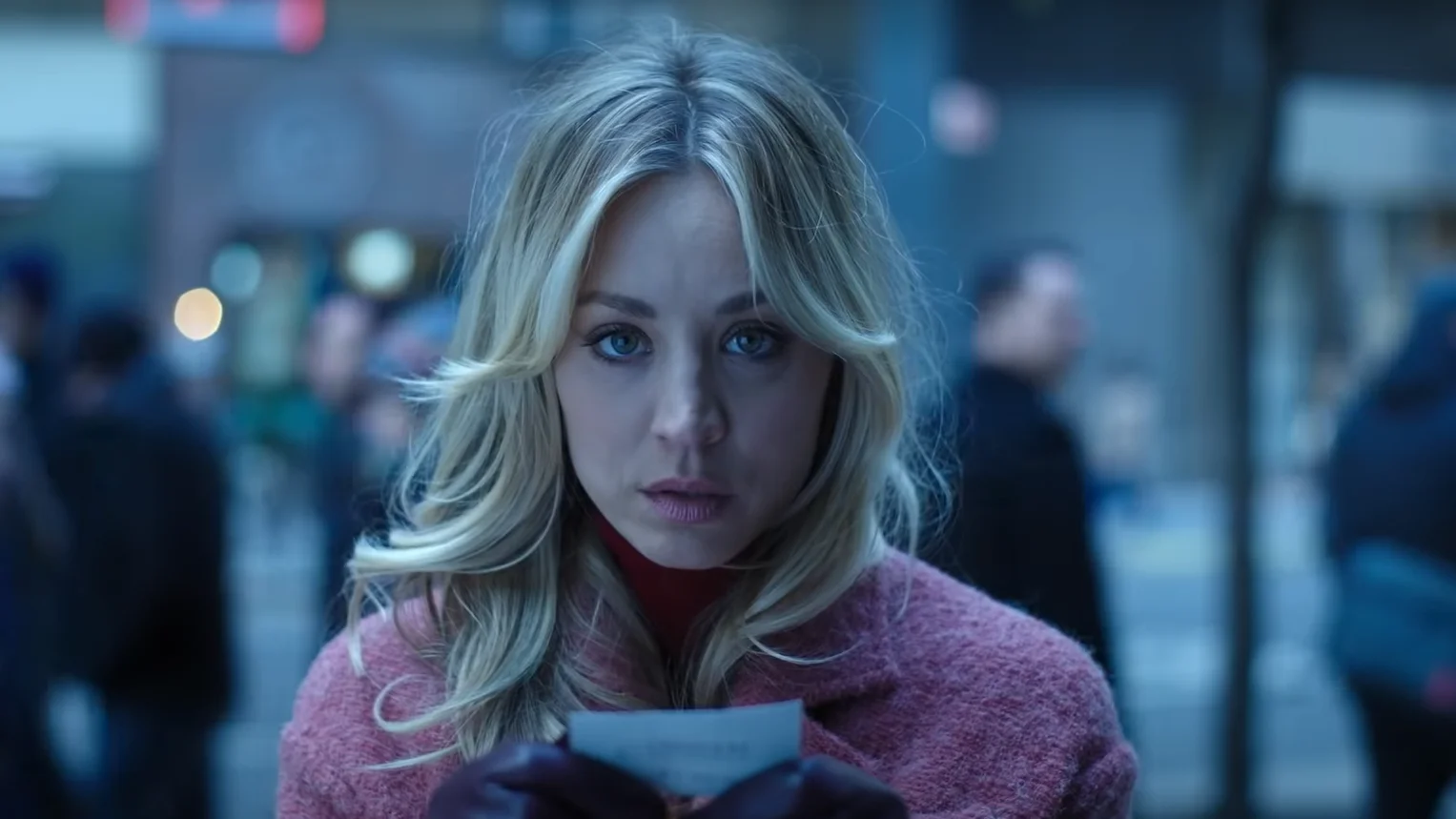 Kaley Cuoco en 'The Flight Attendant' Kaley Cuoco en 'The Flight Attendant'