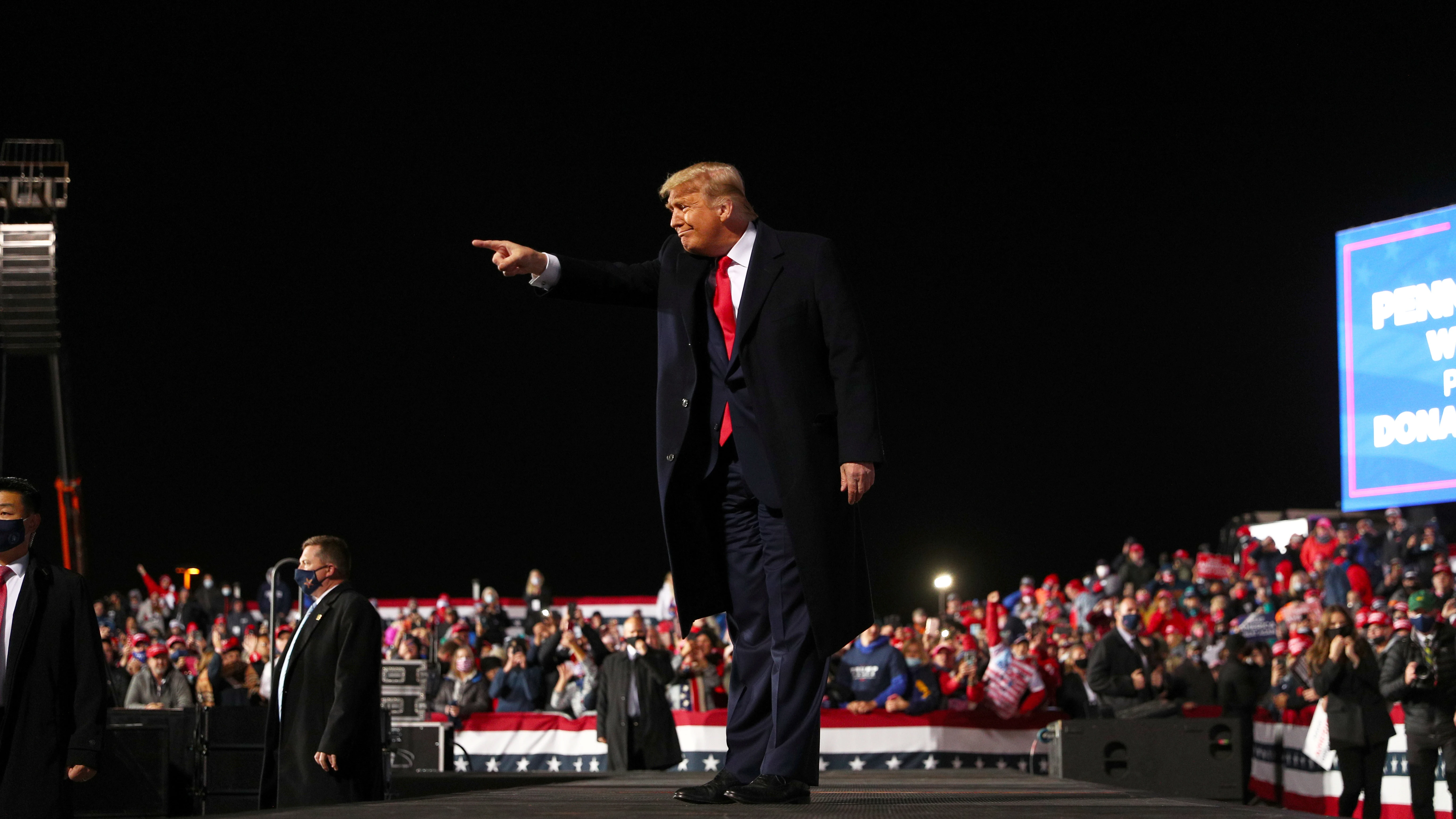 Donald Trump se hunde en las encuestas e intenta salvar su reelección en las presidenciales de Estados Unidos Donald Trump se hunde en las encuestas e intenta salvar su reelección en las presidenciales de Estados Unidos
