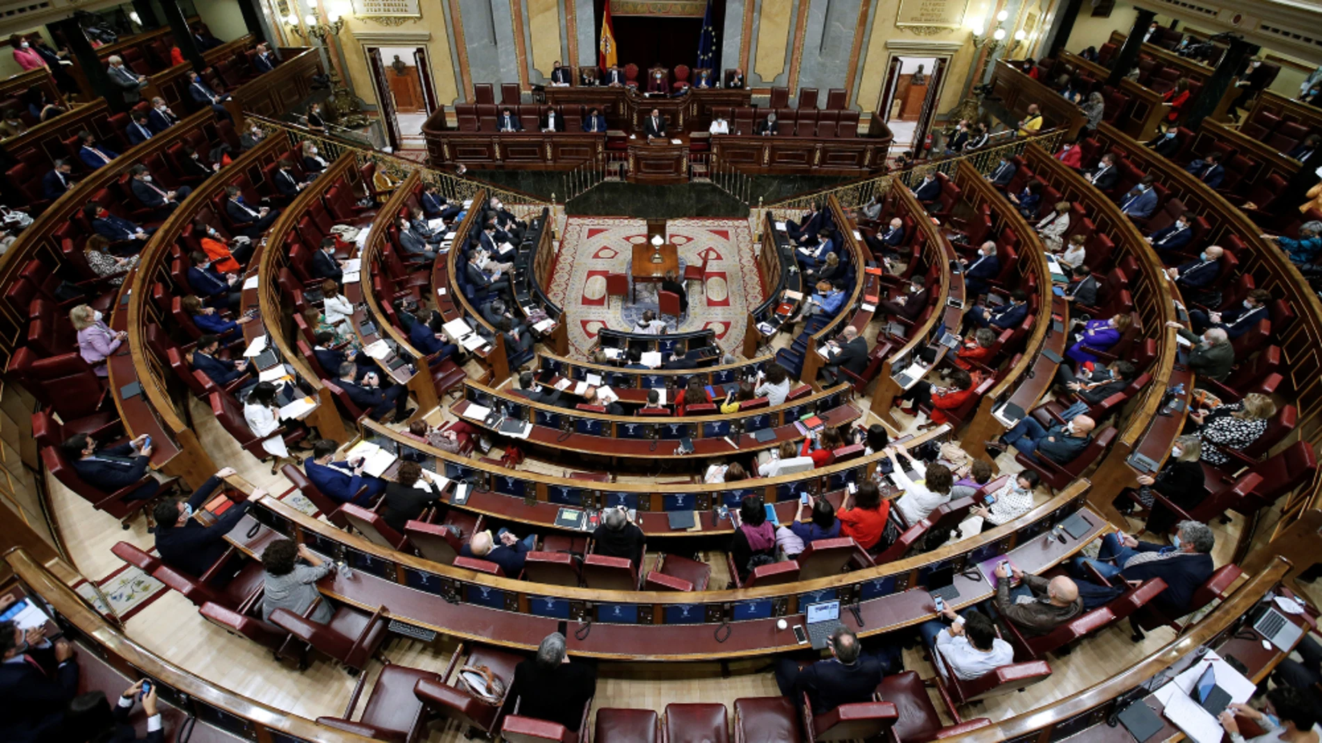 La moción de censura es un sistema para votar si se retira o no la confianza al presidente del Gobierno La moción de censura es un sistema para votar si se retira o no la confianza al presidente del Gobierno