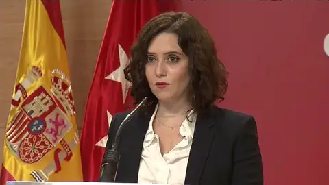 Isabel Díaz Ayuso, sobre las restricciones en Madrid: "Los jóvenes de 15 al 29 años suponen el 30% de los contagios" Isabel Díaz Ayuso, sobre las restricciones en Madrid: "Los jóvenes de 15 al 29 años suponen el 30% de los contagios"