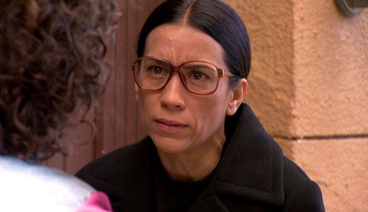 Manolita pone en peligro su vida al caer en la trampa de un supuesto testigo Manolita pone en peligro su vida al caer en la trampa de un supuesto testigo