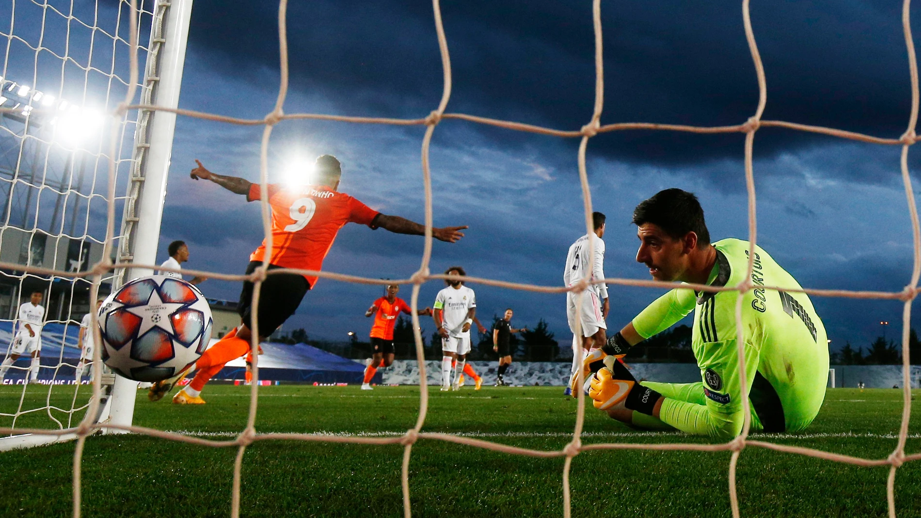 Gol del Shakhtar al Real Madrid Gol del Shakhtar al Real Madrid
