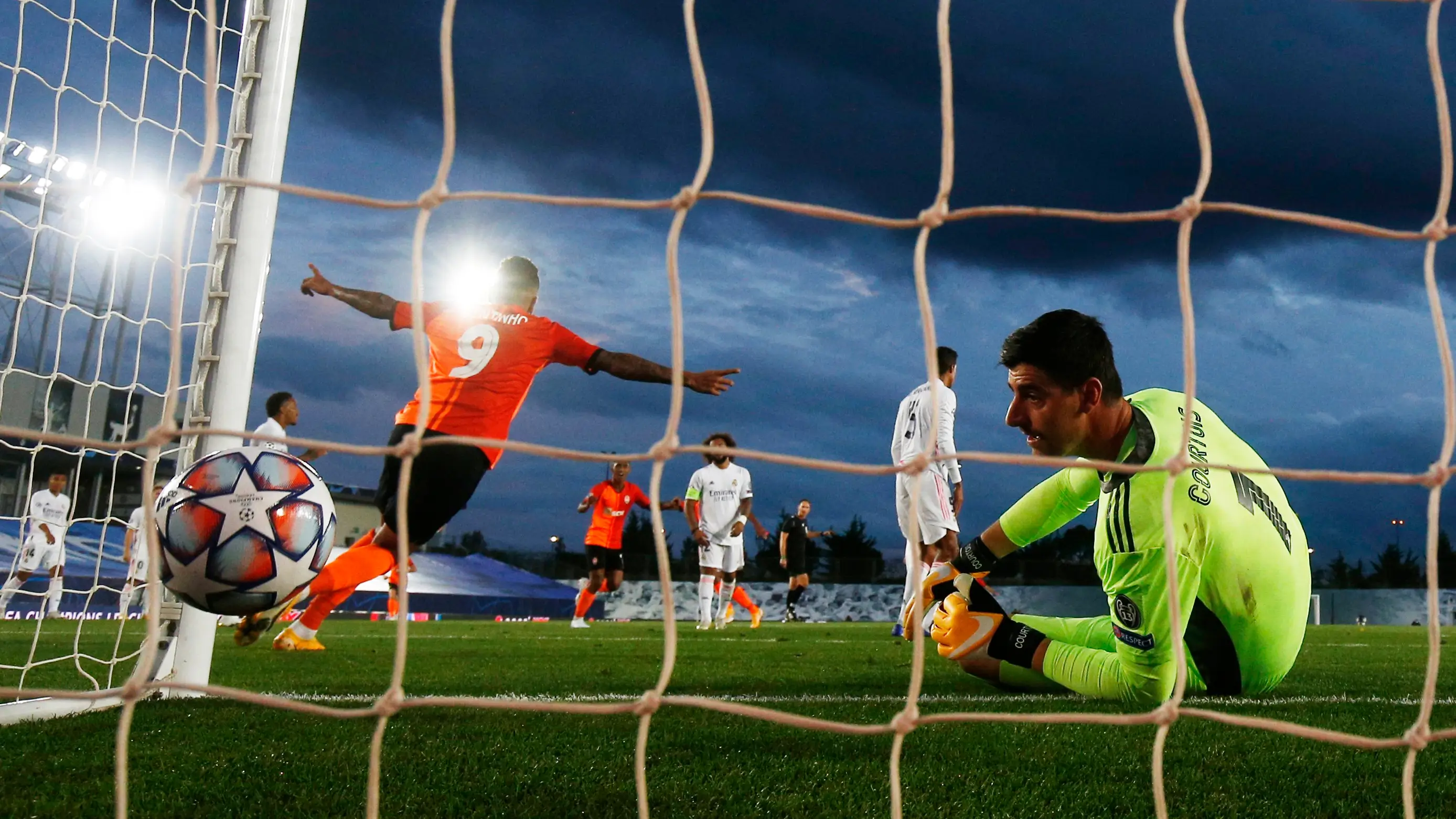 Gol del Shakhtar al Real Madrid Gol del Shakhtar al Real Madrid