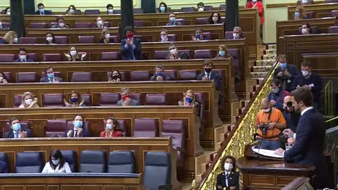 Pablo Casado le dice a Abascal que vota no a la moción de censura de Vox porque es un seguro de vida para Pedro Sánchez Pablo Casado le dice a Abascal que vota no a la moción de censura de Vox porque es un seguro de vida para Pedro Sánchez