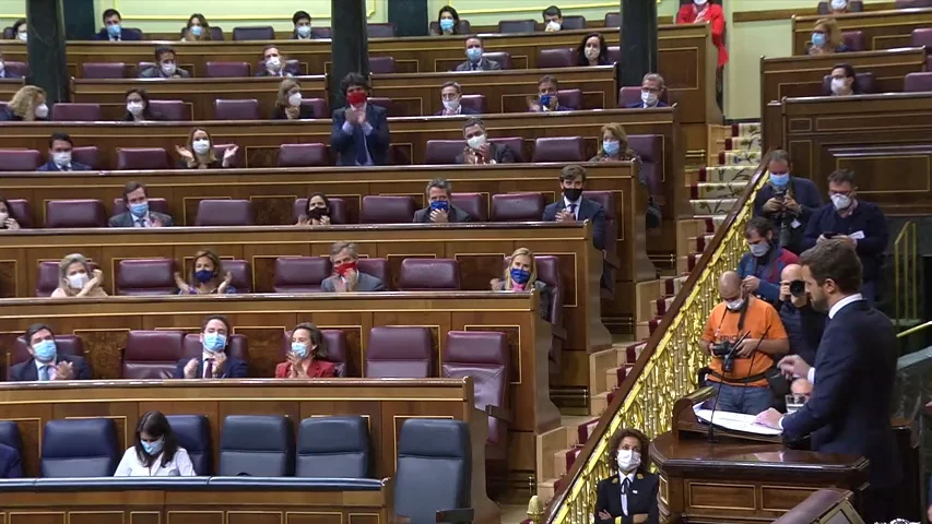 Pablo Casado le dice a Abascal que vota no a la moci&oacute;n de censura de Vox porque es un seguro de vida para Pedro S&aacute;nchez