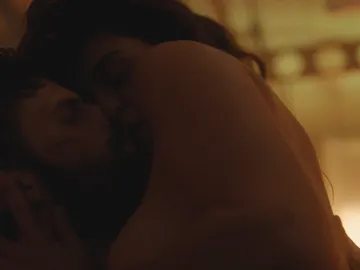 Julia y Carlos se despiden para siempre tras una noche marcada por el amor y el sexo Julia y Carlos se despiden para siempre tras una noche marcada por el amor y el sexo