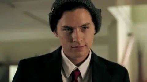 Cole Sprouse como Jughead en 'Riverdale' Cole Sprouse como Jughead en 'Riverdale'