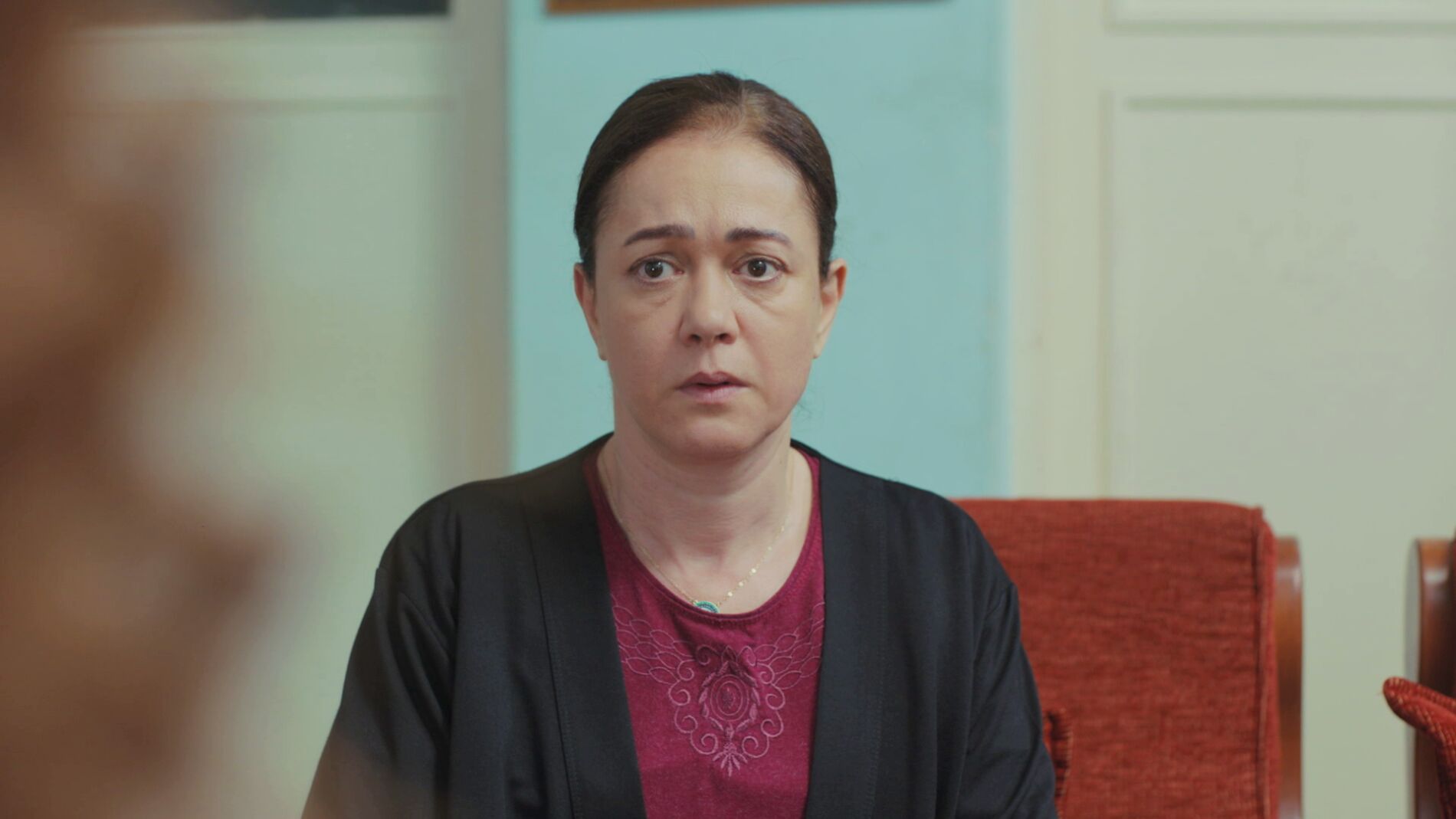 Hatice comienza a valorar la idea de ingresar a Sirin en un psiqui&aacute;trico