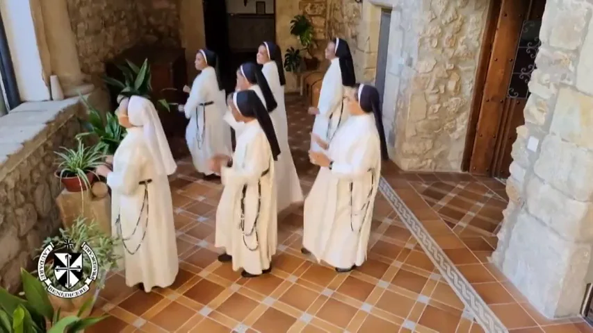 Las monjas de clausura de Trujillo recuerdan que la esperanza no debe perderse a golpe de baile con la canción 'Jerusalema' Las monjas de clausura de Trujillo recuerdan que la esperanza no debe perderse a golpe de baile con la canción 'Jerusalema'