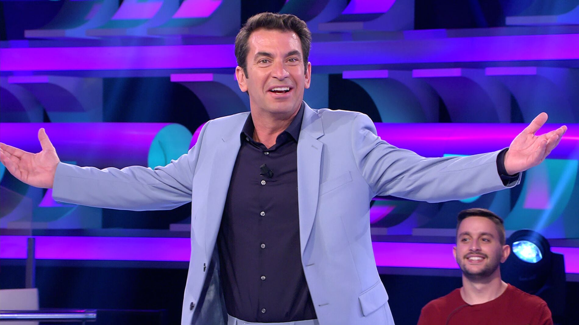 El motivo porque el que Arturo Valls siente que la vida le sonr&iacute;e