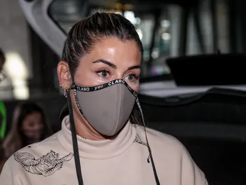 Elena Tablada regresa de Miami junto a sus dos hijas Elena Tablada regresa de Miami junto a sus dos hijas