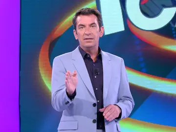 ¿Qué pasa si Arturo Valls trata de ser un presentador serio? Lo comprueba en ‘¡Ahora caigo!’ ¿Qué pasa si Arturo Valls trata de ser un presentador serio? Lo comprueba en ‘¡Ahora caigo!’
