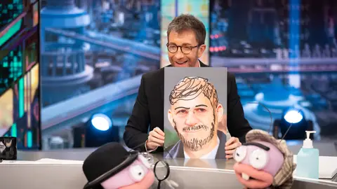 Carmen Machi y Pablo Motos muestran su destreza con el dibujo en la divertida sección de Trancas y Barrancas Carmen Machi y Pablo Motos muestran su destreza con el dibujo en la divertida sección de Trancas y Barrancas