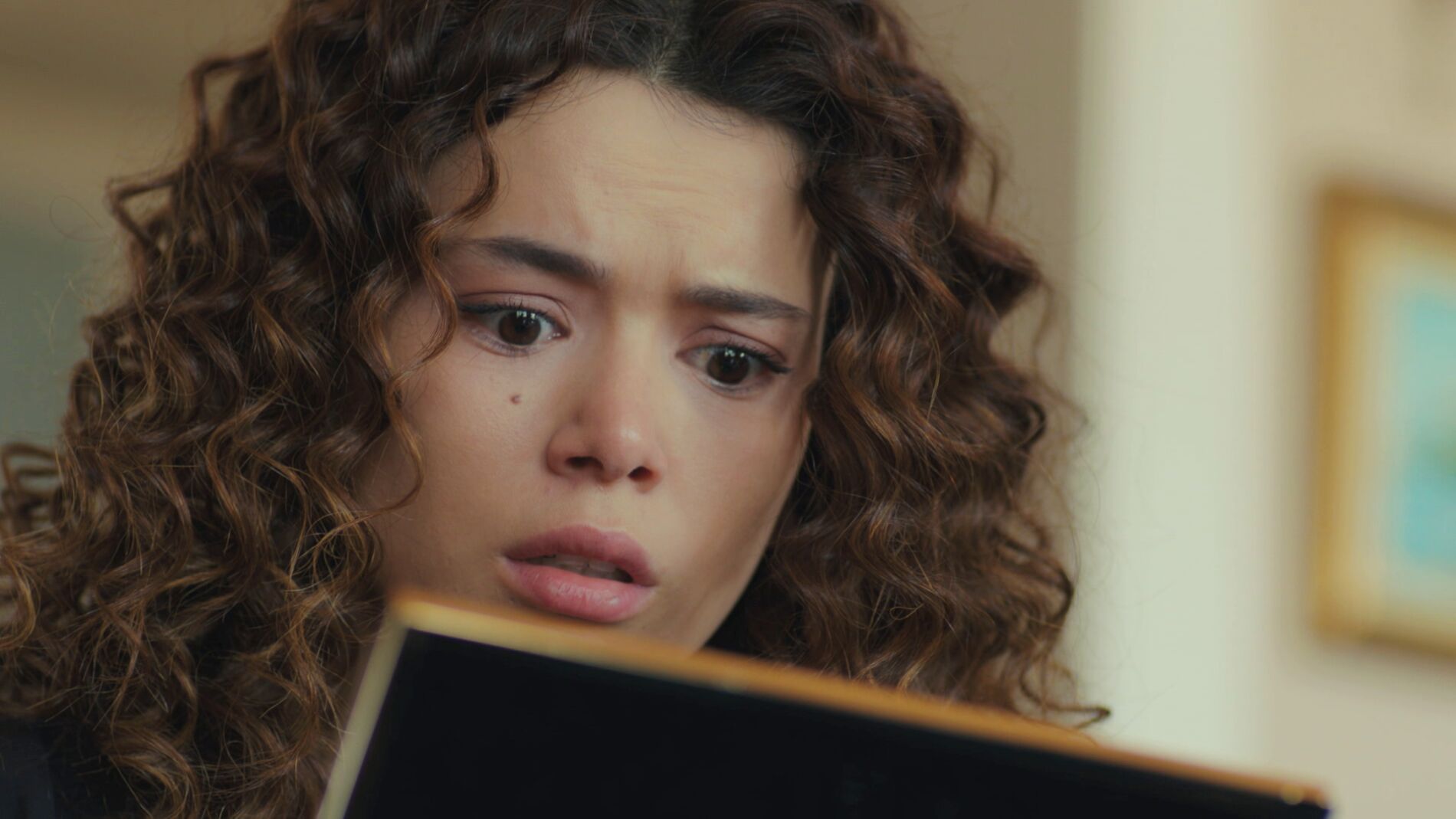 “Puedes ser aliada mía o enemiga”: ¿Qué camino decide tomar Sirin ante Suat?