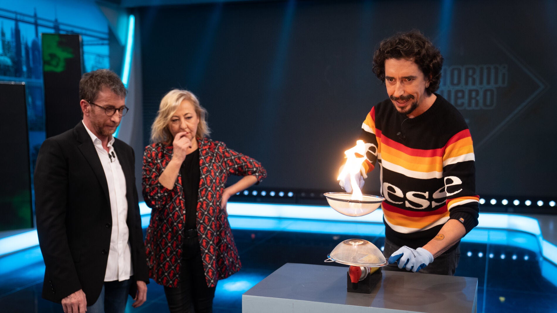 La magia y la belleza del fuego: as&iacute; 'destripa' Marron una llama en 'El Hormiguero 3.0'