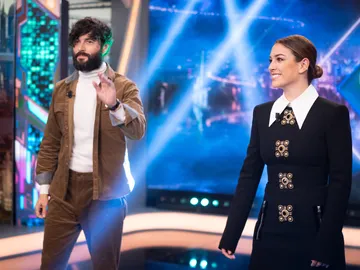 Disfruta de la entrevista completa de Blanca Suárez y Javier Rey en 'El Hormiguero 3.0' Disfruta de la entrevista completa de Blanca Suárez y Javier Rey en 'El Hormiguero 3.0'