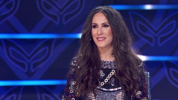 Malú da un golpe en la mesa sobre la identidad del Girasol: “Lo sé, lo tengo clarísimo”