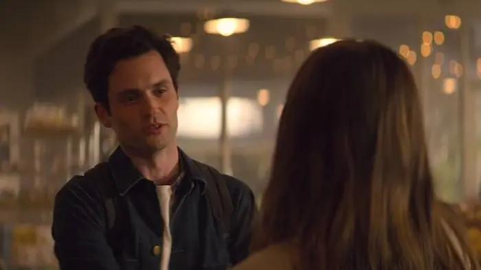 Penn Badgley como Joe Goldberg Penn Badgley como Joe Goldberg