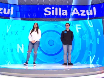 Nervios en la ‘Silla Azul’: Pablo y Bea se juegan ser concursantes de ‘Pasapalabra’ Nervios en la ‘Silla Azul’: Pablo y Bea se juegan ser concursantes de ‘Pasapalabra’