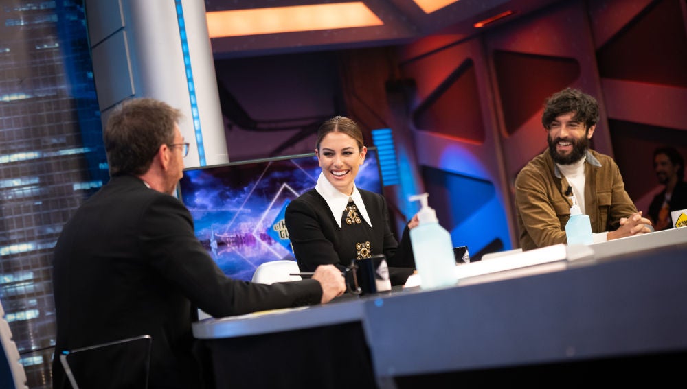 El Armario de la tele Toda la ropa y accesorios de la tele la encontrarás  aquí. | inVIPtus Fashion \u0026 Shopping
