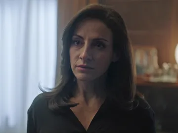 El miedo invade a Alma al saber que los padres de Sergio han aparecido El miedo invade a Alma al saber que los padres de Sergio han aparecido