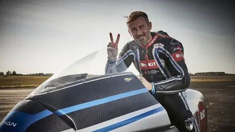Max Biaggi con la Voxan Wattman Max Biaggi con la Voxan Wattman