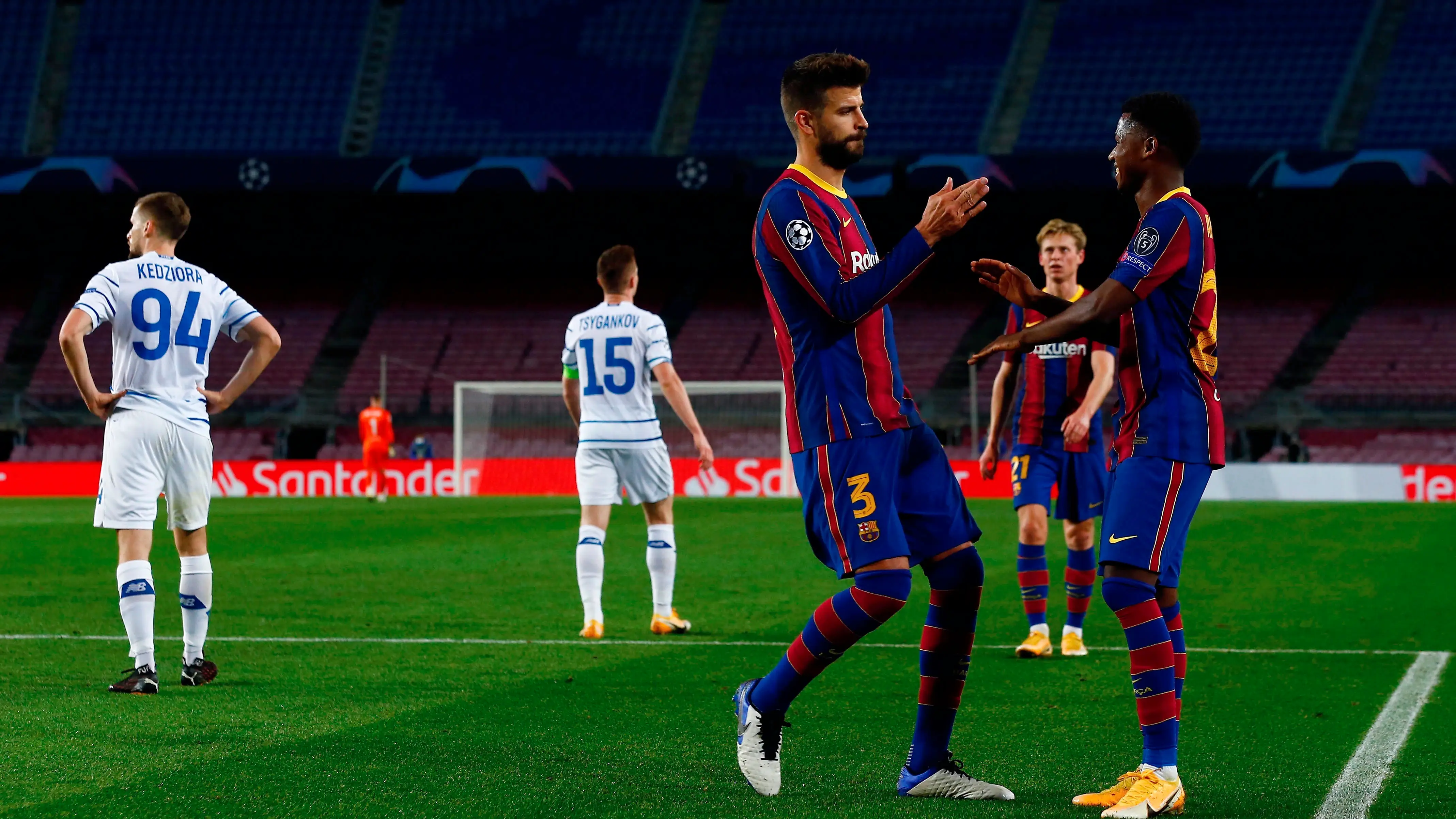 Gerard Piqu&eacute;, en el partido ante el Dinamo de Kiev
