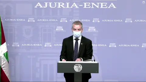 El País Vasco cierra toda la hostelería y adelanta el toque de queda a las 10 de la noche El País Vasco cierra toda la hostelería y adelanta el toque de queda a las 10 de la noche