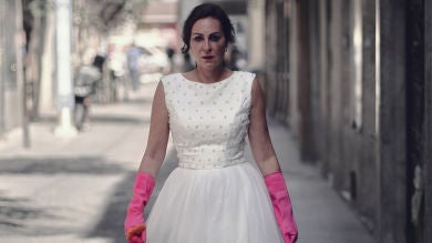 'ByAnaMilán', manual de supervivencia sin perder la sonrisa