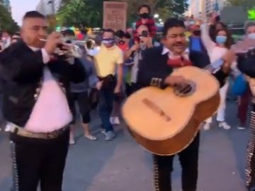 Mariachis en la Casa Blanca para despedir a Trump