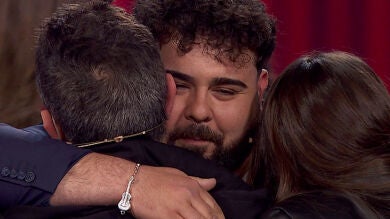 Ni ella puede explicarlo: El mensaje de la madre de Rafael Ruiz tras la gran sorpresa en 'La Voz'