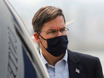 Donald Trump anuncia en Twitter el despido "inmediato" de su secretario de Defensa, Mark Esper