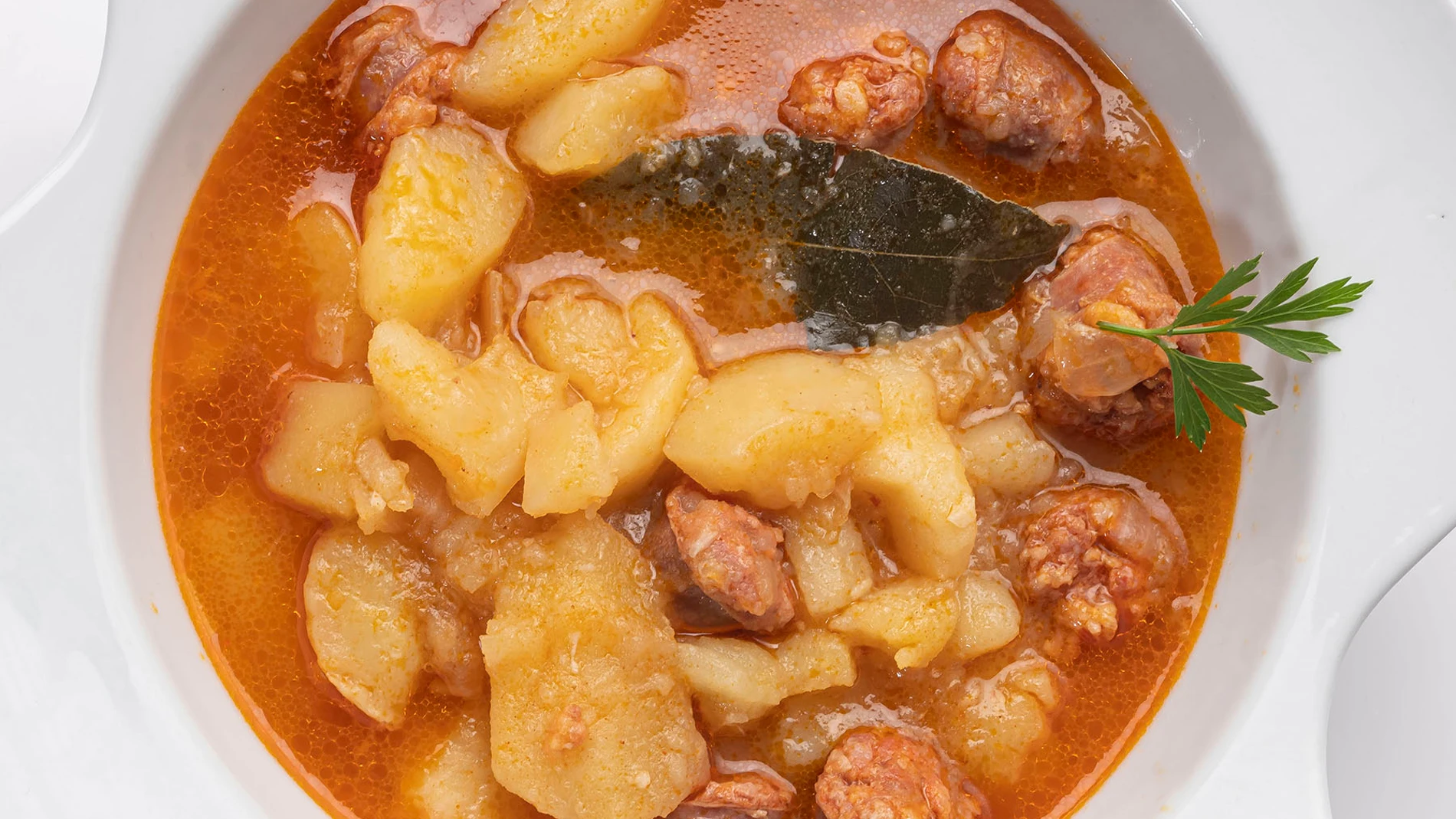 Receta de patatas a la riojana: un plato de 10 en la cocina de Karlos Arguiñano