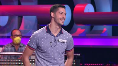 ¡Momentazo! Saviola trata de colarle un gol a Arturo Valls en '¡Ahora caigo!' con las ‘cicutrinas’ típicas de su tierra 