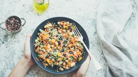 Ensalada con legumbres Ensalada con legumbres