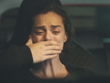 Bahar se emociona al descubrir el gran sacrificio de Hatice para salvar su vida 