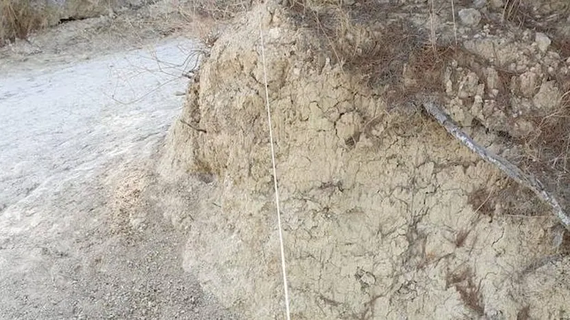Imagen de unas de las cuerdas colocadas en una ruta ciclista en Cieza Imagen de unas de las cuerdas colocadas en una ruta ciclista en Cieza