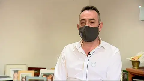Entrevista al padre de Xavi, el niño de 3 años que fue asesinado en los atentados de Cataluña: "Mi hijo estaría ahora jugando conmigo, el dolor no se olvida se asume" Entrevista al padre de Xavi, el niño de 3 años que fue asesinado en los atentados de Cataluña: "Mi hijo estaría ahora jugando conmigo, el dolor no se olvida se asume"