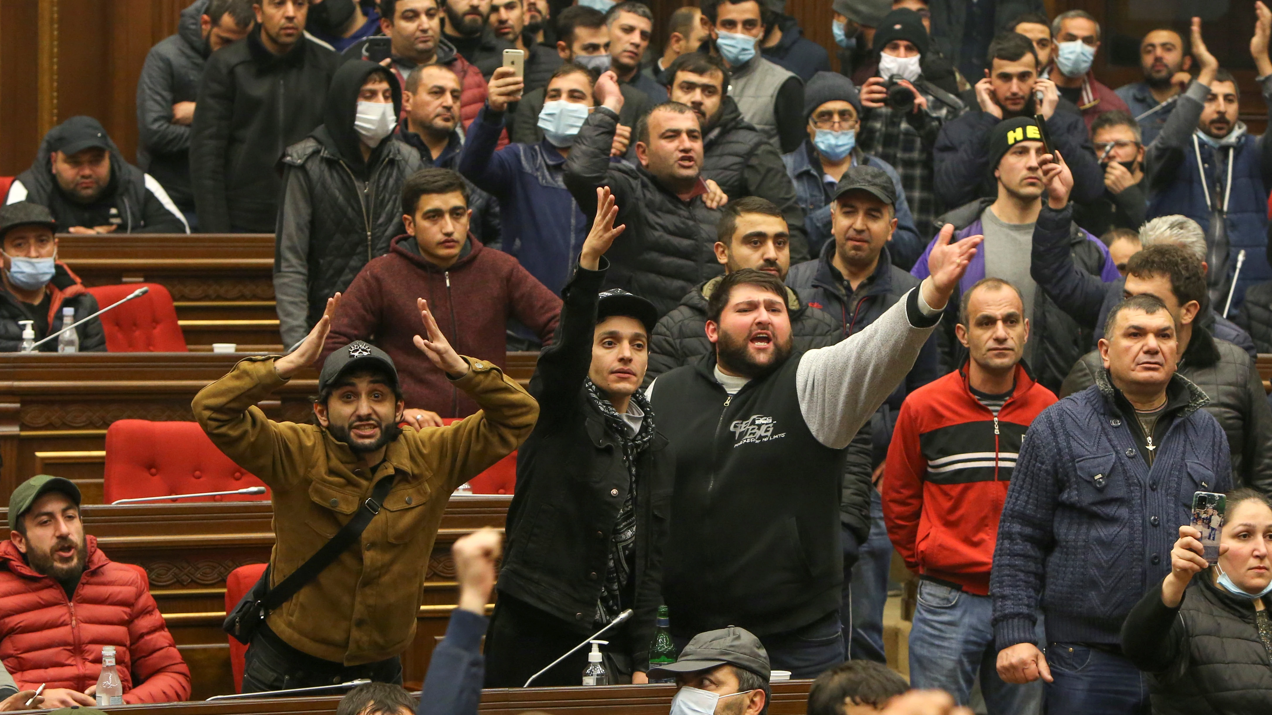 Protestas en Armenia tras el acuerdo de paz con Azerbaiyán Protestas en Armenia tras el acuerdo de paz con Azerbaiyán